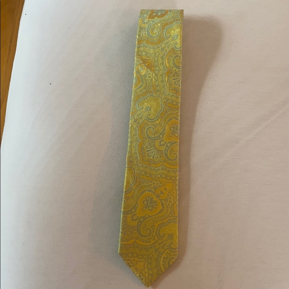 Tie